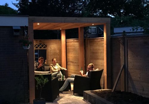 Overkapping met verlichting 1